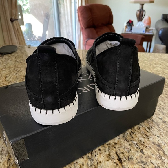 Natrualizer “Devan” Slip-on Suede Sneakers - Picture 6 of 8